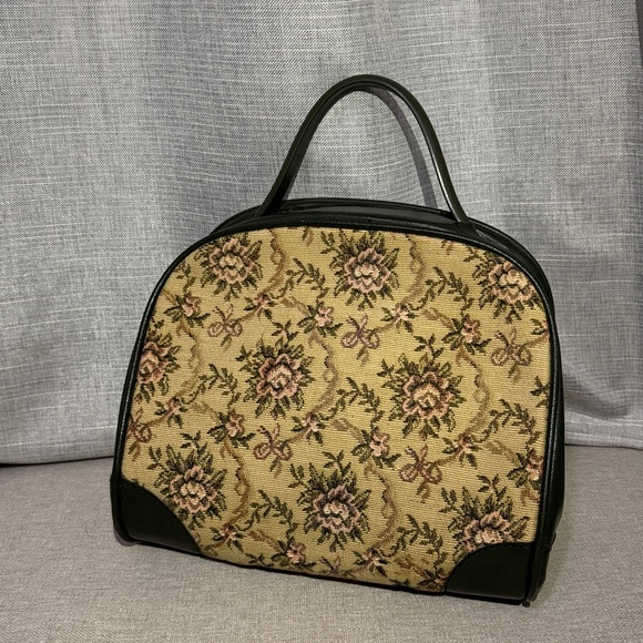 Vintage Handbags - Vintage Avon “Tote Along” Bag-Dark Green PVC & Cloth Floral Tapestry-Zipper-EUC